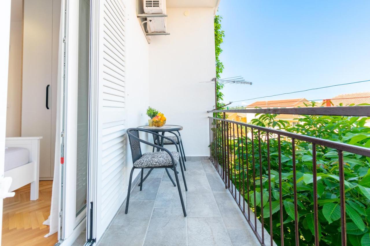 Apartmani Zora Makarska Eksteriør billede