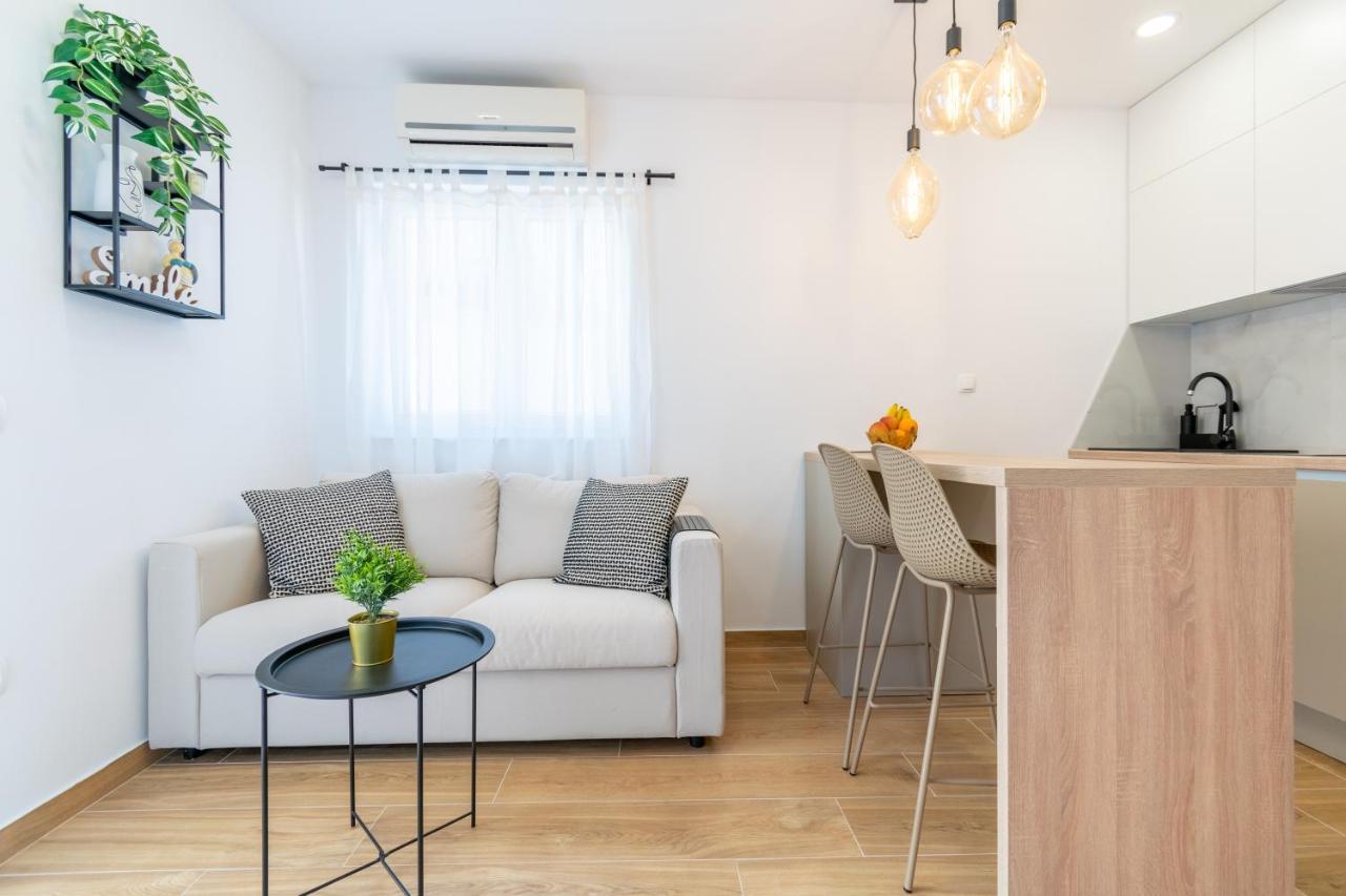 Apartmani Zora Makarska Eksteriør billede