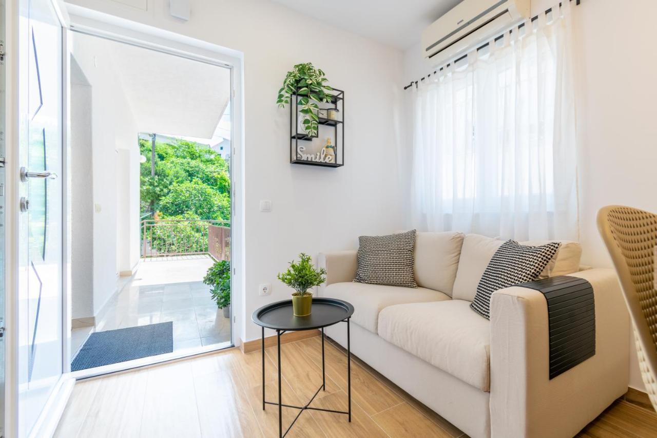 Apartmani Zora Makarska Eksteriør billede
