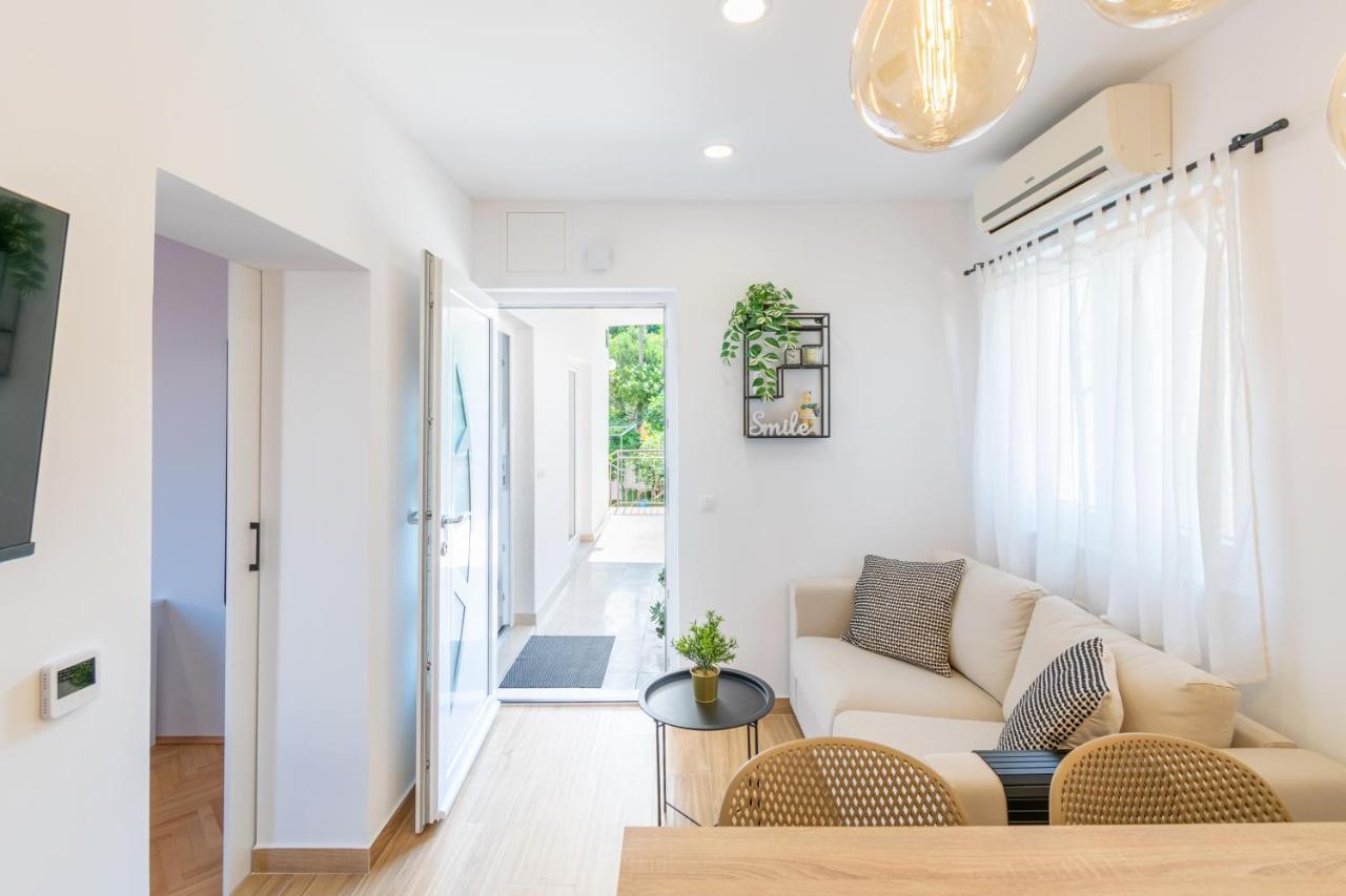 Apartmani Zora Makarska Eksteriør billede
